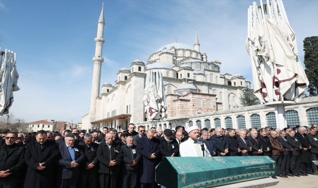 Cumhurbaşkanı Erdoğan, iş insanı Kemal Coşkun'un cenaze törenine katıldı