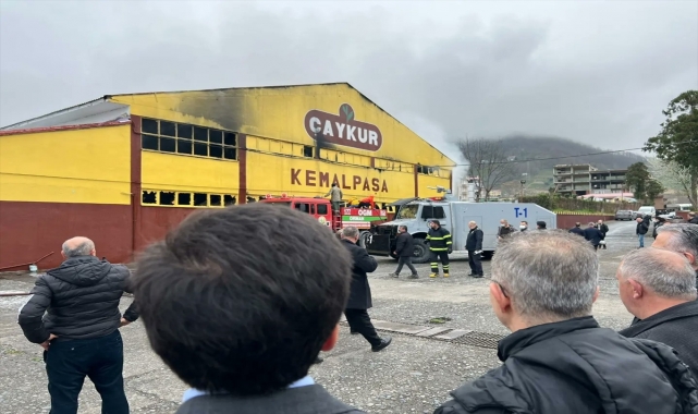 GÜNCELLEME - Artvin'de çay fabrikasında çıkan yangın kontrol altına alındı