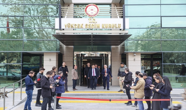 Kamu görevlilerinin milletvekili adaylık süreci başladı