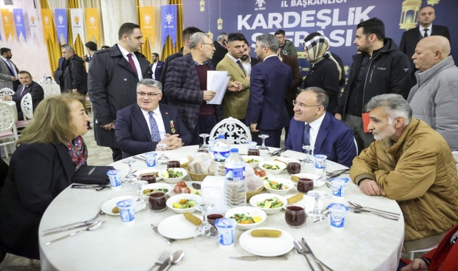Adalet Bakanı Bozdağ, AK Parti Erzurum İl Başkanlığının iftarında konuştu: