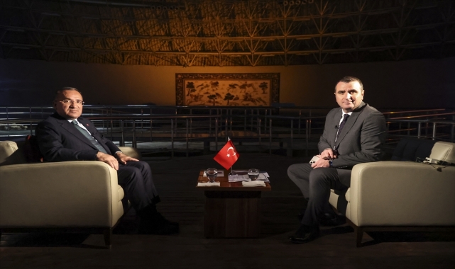 Adalet Bakanı Bozdağ, canlı yayında soruları yanıtladı: