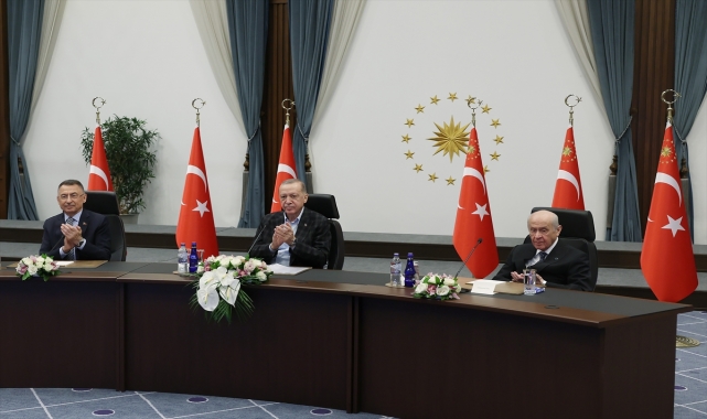 AK Parti Sözcüsü Çelik, Adana 15 Temmuz Şehitler Köprüsü'nün açılışında konuştu: