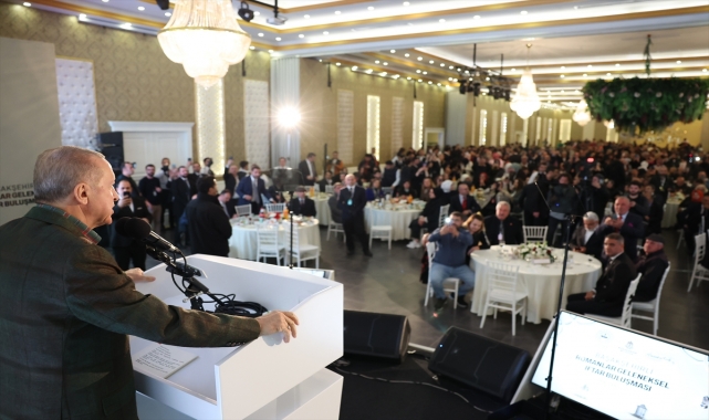 Cumhurbaşkanı Erdoğan, Başakşehirli Romanlar Geleneksel İftar Buluşması'nda konuştu: (1)