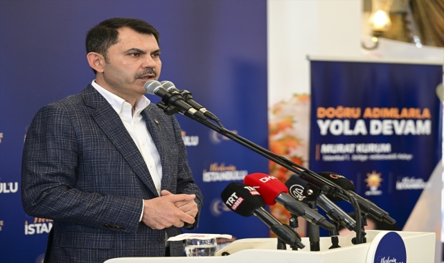 Bakan Kurum İstanbul'da Erzincanlılar ile bir araya geldi: