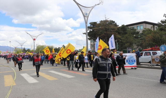 Doğu Anadolu'da 1 Mayıs Emek ve Dayanışma Günü kutlandı