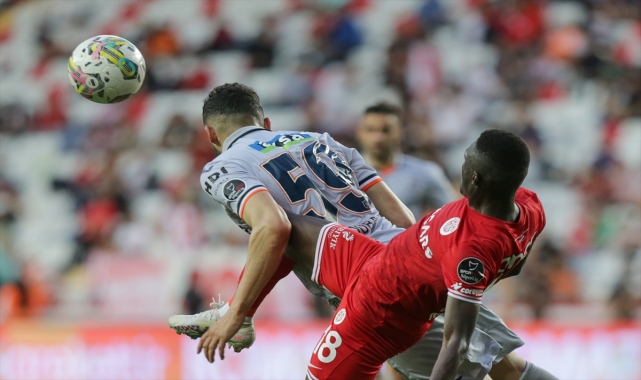 Futbol: Spor Toto Süper Lig