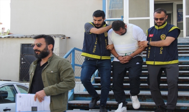 GÜNCELLEME - Muğla'da eski hastane girişinde bulunan kadın cesediyle ilgili yakalanan kişi tutuklandı