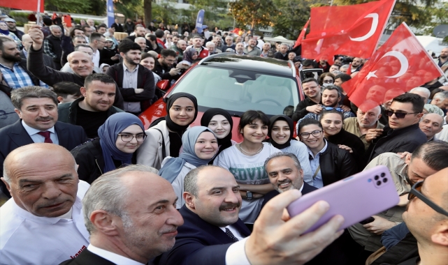 Sanayi ve Teknoloji Bakanı Varank, Bursa'da Ertuğrul Bey Meydanı açılış töreninde konuştu: