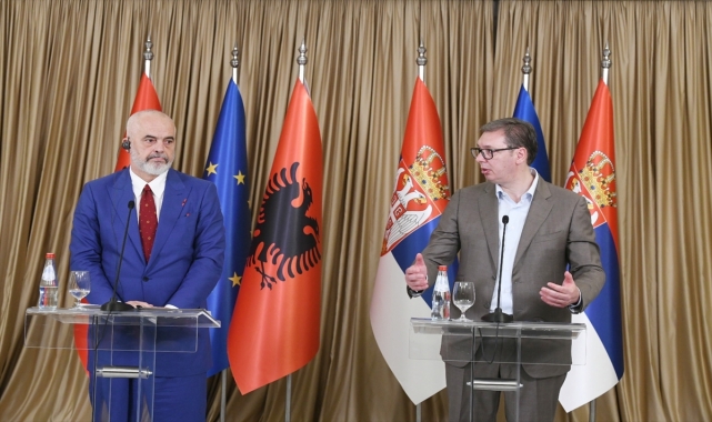 Arnavutluk'tan Kosova-Sırbistan gerginliğinin düşürülmesinde diyalog ve anlaşma vurgusu