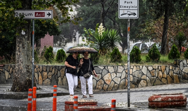 İstanbul'da akşam saatlerinde sağanak etkili oldu
