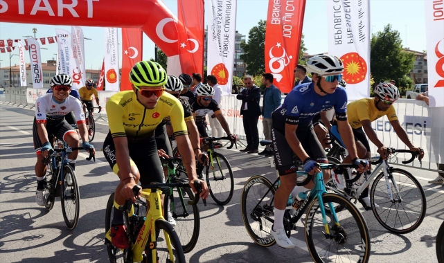 100. Yıl Cumhuriyet Bisiklet Turu Sivas-Amasya Etabı tamamlandı