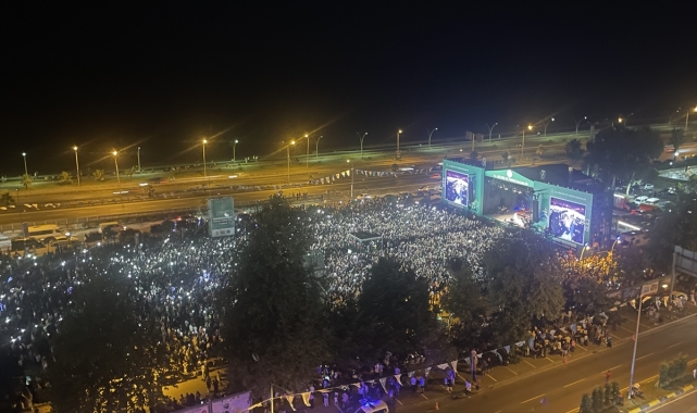 Şarkıcı Göksel, Sümela Kültür Yolu Festivali'nde konser verdi