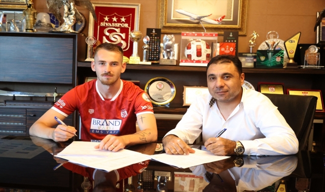 Sivasspor, Çek futbolcu Roman Kvet'i transfer etti