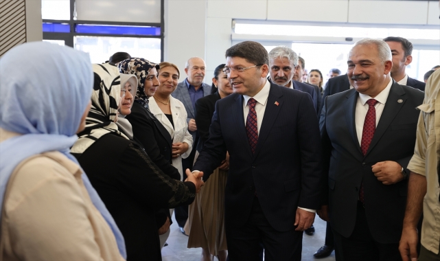 Adalet Bakanı Tunç, AK Parti Gaziantep İl Başkanlığında konuştu: