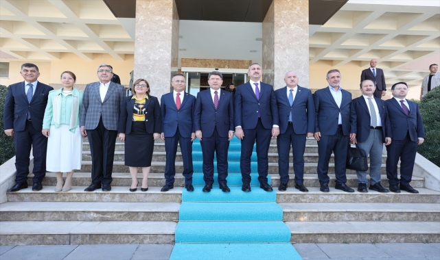 Adalet Bakanı Yılmaz Tunç, Gaziantep'te soruları yanıtladı: (1)