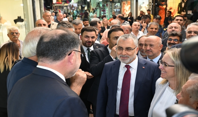 Bakan Işıkhan, İzmir Esnaf Buluşması'nda konuştu: