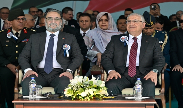 İstanbul'da Pakistan MİLGEM teslimatı ile karakol gemilerini denize indirme töreni yapıldı