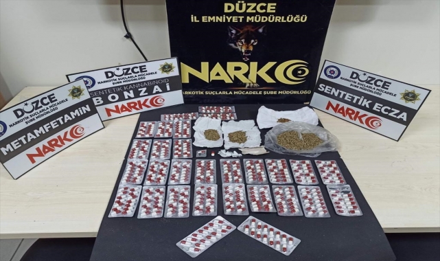 GÜNCELLEME - Düzce'de uyuşturucu operasyonunda yakalanan 6 şüpheliden 2'si tutuklandı