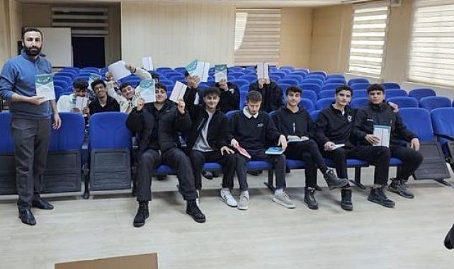 Müftülükten öğrencilere ücretsiz kaynak kitap desteği