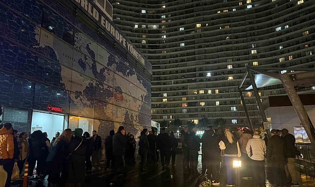 Başakşehir'de sitede yönetim krizinde 5 milyon TL'nin başka hesaplara aktarıldığı iddiası