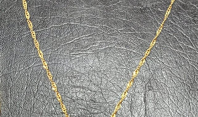 Kapkaç şüphelisi çaldığı kolyeyle yakalandı