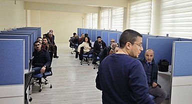 Sarıgöl'de öğretmenlere e-Sınav eğitimi