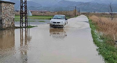 Sultanhisar'da kurutma kanalı taştı, tarım arazileri göle döndü