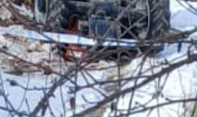 Traktör devrildi, köy muhtarı hayatını kaybetti