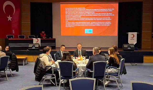 Muğla'da iyilik sofrası Kızılay, gönüllü ve hayırseverlerle iftarda buluştu