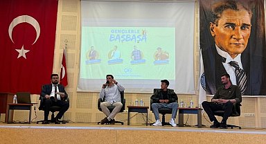 Altıntaş MYO'da genç çiftçi fenomenler öğrencilerle buluştu