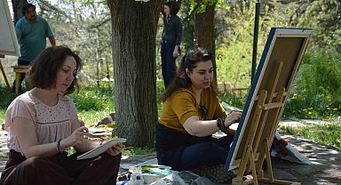 Anadolu Üniversitesi Japon Bahçesinde "Açık Hava Resim Çalıştayı"