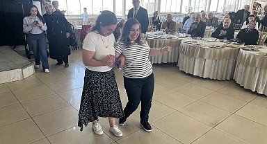 Annenin mutluluk gözyaşları