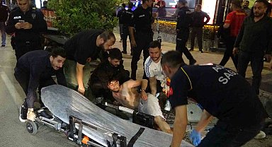 Antalya'da derbi galibiyetini kutlayan bir taraftar bıçakla yaralandı