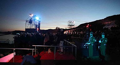 Anzaklar, 'Şafak Ayini' ile atalarını andı