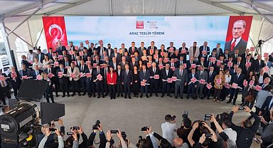 Başkan Seçer: "Belediyelerimizin işini kolaylaştırmak için gayret sarf ediyoruz"