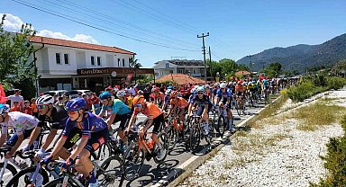 Bisikletçilere Köyceğiz'de alkışlı destek