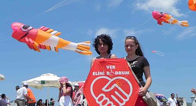 Bodrum uçurtma festivali 21 yıldır engelleri gökyüzünde kaldırıyor