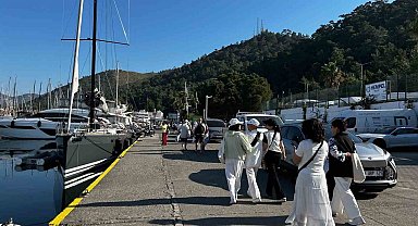 Dev yolcu gemisi Marmaris Limanı'na demirledi