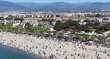 Edremit Belediyesi Geleneksel Uçurtma Şenliği yapıldı