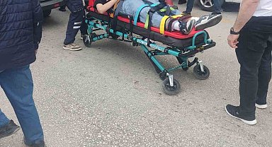 Kastamonu'da motosiklet otomobile çarptı: 1 yaralı