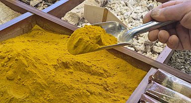 Mevsim geçişlerinde kırgınlığa karşı bu bitkisel karışım öneriliyor