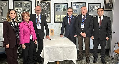 Rektör Hacımüftüoğlu, Avrupa Üniversiteler Birliği Konferansında stratejik anlaşmalara imza attı