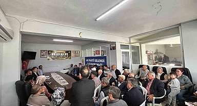 Selendi AK Parti'de mahalle başkanları toplandı