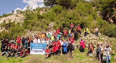 TURBELDAK'tan Ulubey Kanyonu'nda nefes kesen doğa yürüyüşü