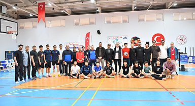 Yeşilyurt Belediyesi 3. Ayak Tenisi Turnuvası coşkulu başlangıçla start aldı