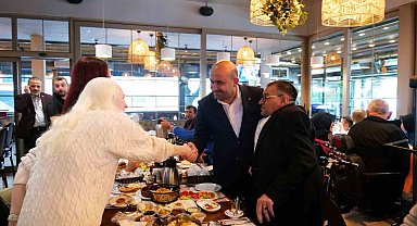 AK Parti Eskişehir İl Başkanı Albayrak, engelli bireyler ile buluştu