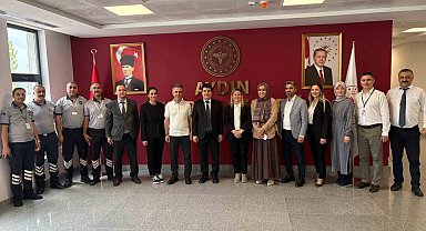 Aydın Şehir Hastanesi'nde personelin bayramı kutlandı