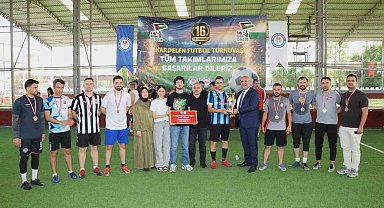 Eğitim-Bir-Sen Adana tarafından düzenlenen 16. Kardelen Futbol Turnuvası tamamlandı