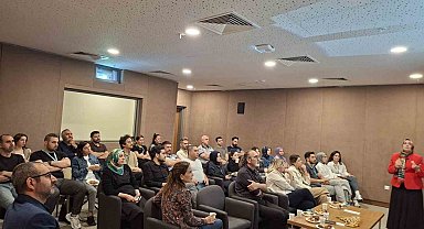 Elazığ'da sağlık çalışanların seminer verildi