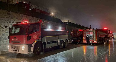 Gaziantep'te mobilya fabrikası yangını kontrol altına alındı